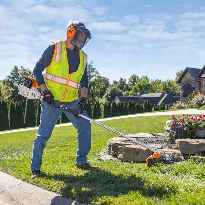 Stihl FS 111 RX Commercial String Trimmer with Autocut Cutting Head